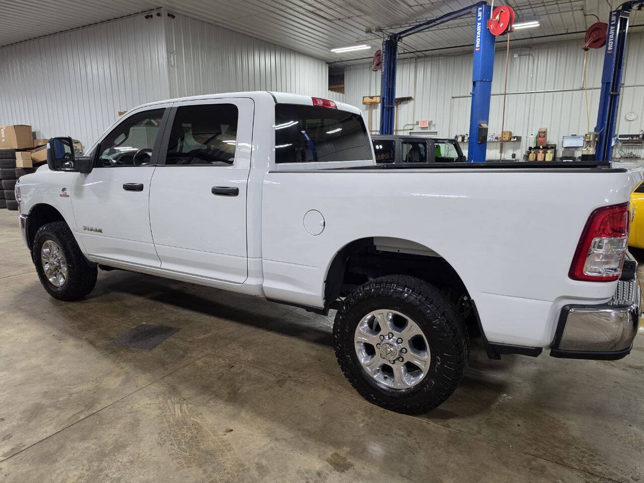 Used 2024 RAM 2500 Big Horn w/ Off Road Package AWD/4WD image 5