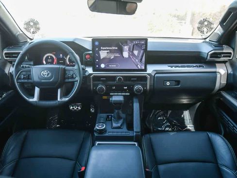 Used 2025 Toyota Tacoma TRD Sport w/ TRD Sport Upgrade Package image 17