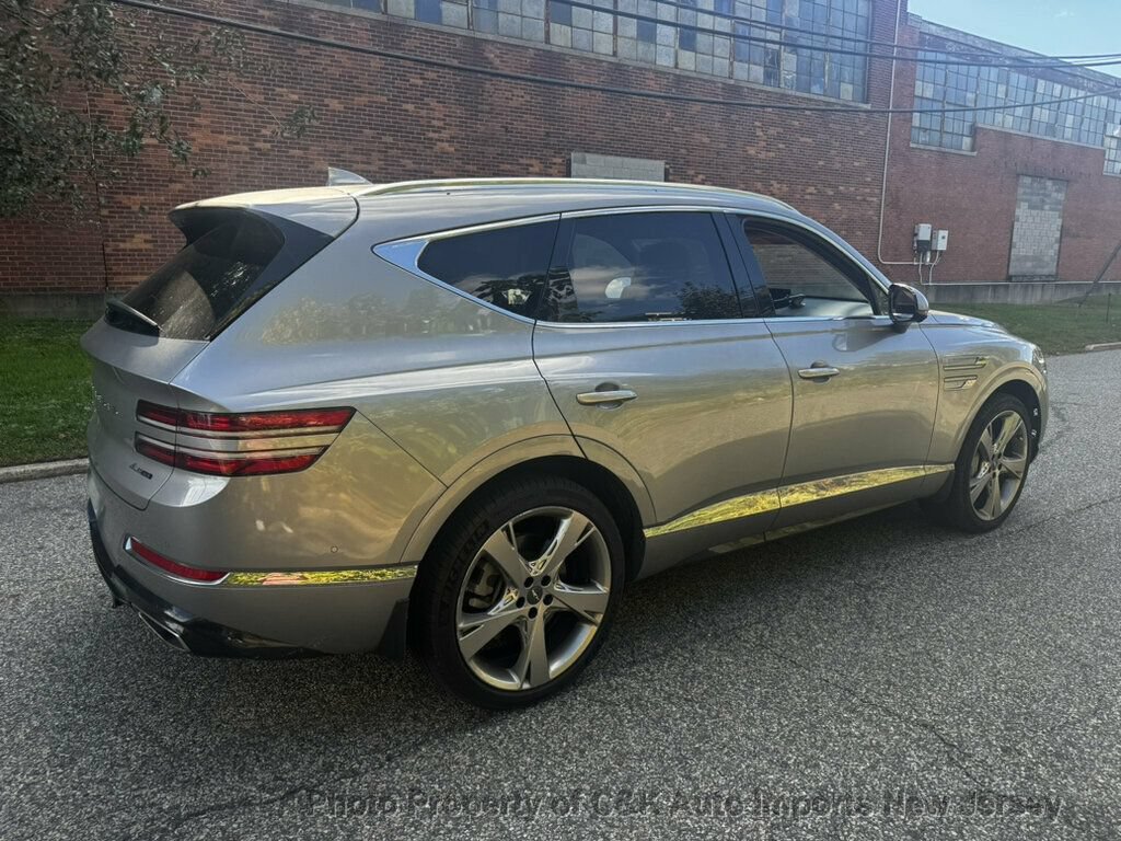 Used 2022 Genesis GV80 3.5T w/ Prestige Package 07 AWD/4WD image 5