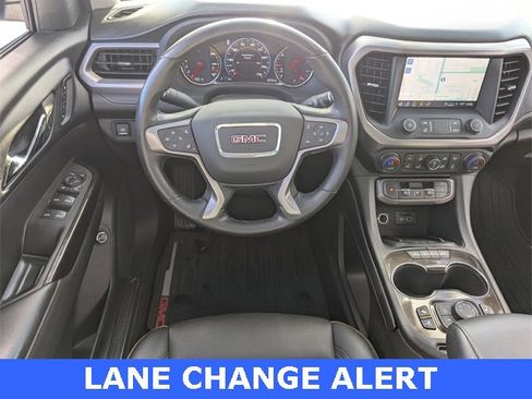 Used 2022 GMC Acadia AT4 w/ Technology Package image 10