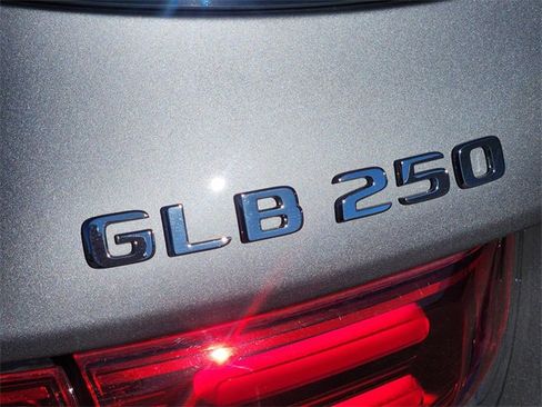 Certified 2026 Mercedes-Benz GLB 250 4MATIC image 16