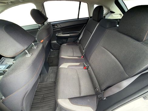 Used 2016 Subaru Crosstrek 2.0i Premium w/ Moonroof Package image 10