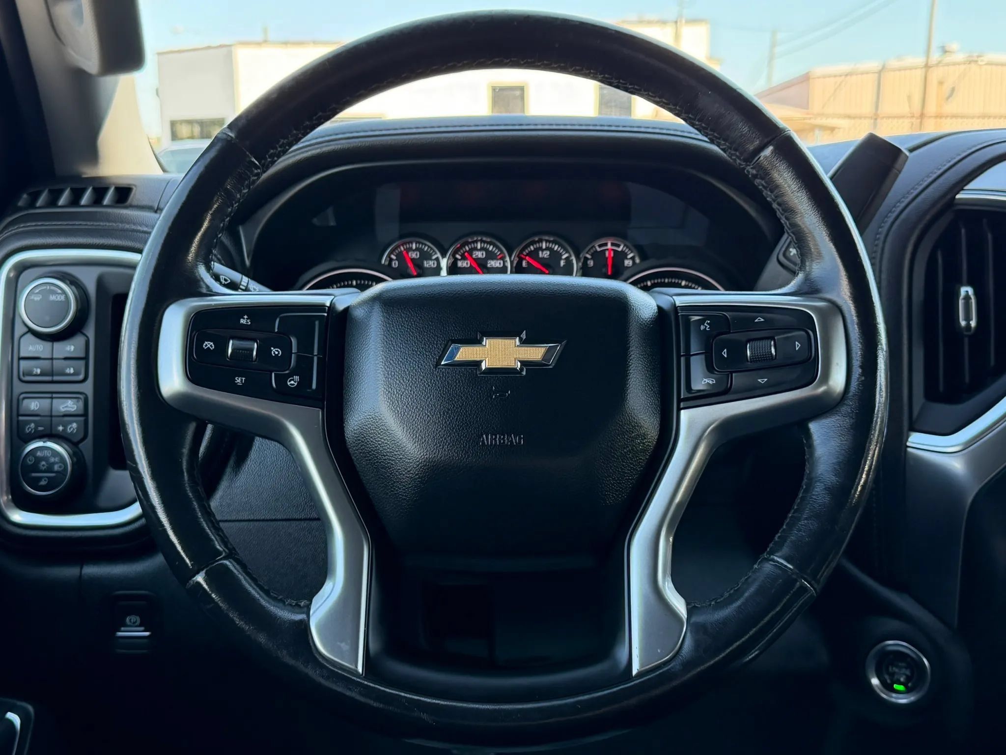 Used 2020 Chevrolet Silverado 2500 LTZ w/ LTZ Plus Package AWD/4WD image 30