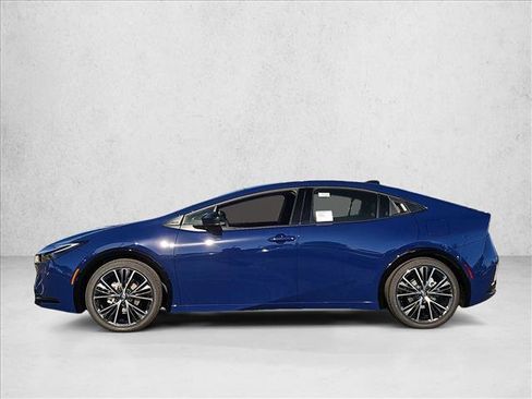 New 2027 Toyota Prius Limited FWD image 5