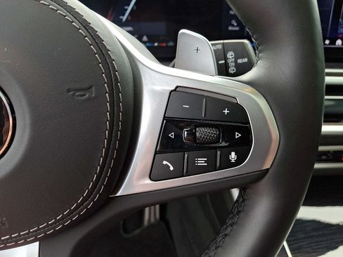 Used 2024 BMW X5 xDrive40i w/ M Sport Package AWD/4WD image 23