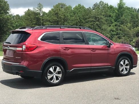 Used 2019 Subaru Ascent Premium w/ Popular Package #4 AWD/4WD image 3