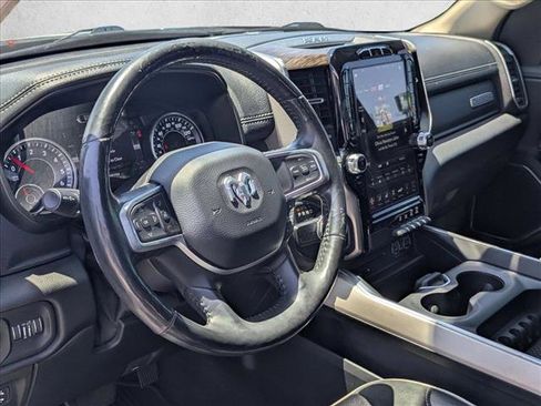 Used 2019 RAM 1500 Laramie RWD image 10