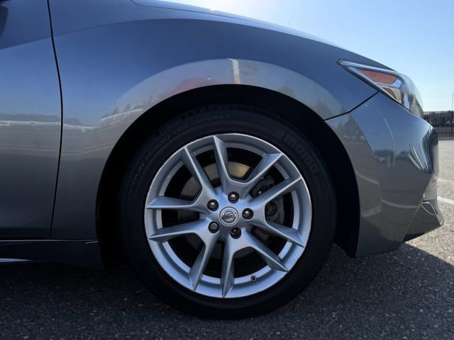 Used 2016 Nissan Maxima 3.5 SL FWD image 10