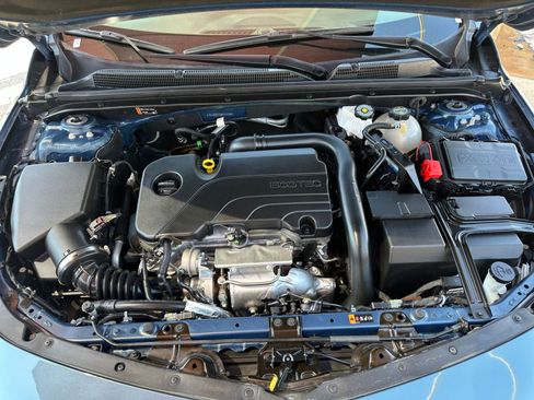 Used 2024 Chevrolet Malibu LT image 32