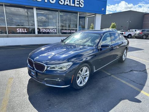 Used 2016 BMW 750i xDrive image 3