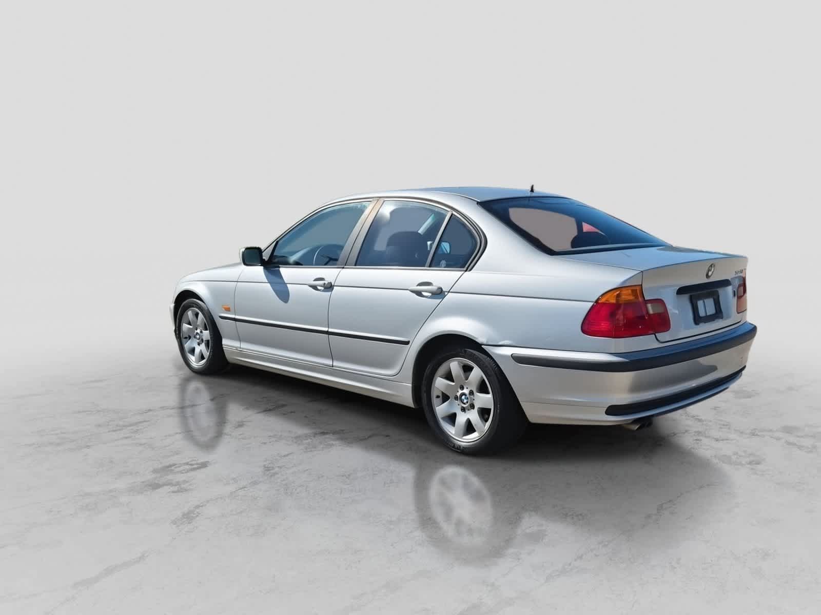 Used 2000 BMW 323i Sedan RWD image 6