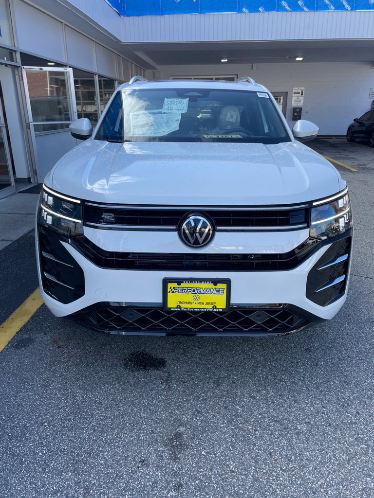 New 2027 Volkswagen Atlas SEL R-Line AWD/4WD image 1