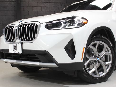 Used 2024 BMW X3 sDrive30i w/ Premium Package w/ZPA image 7