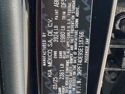 Certified 2025 Kia K4 FWD image 18