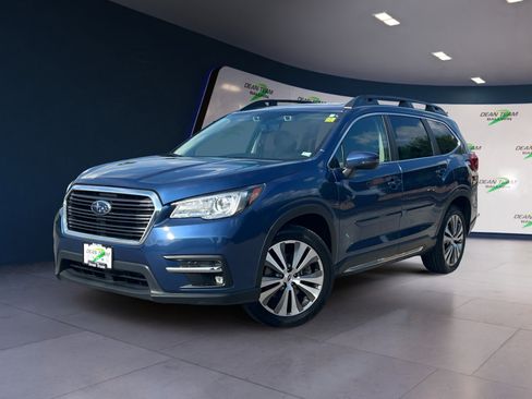 Used 2022 Subaru Ascent Limited w/ Technology Package image 3