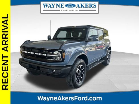 Used 2024 Ford Bronco Outer Banks image 1
