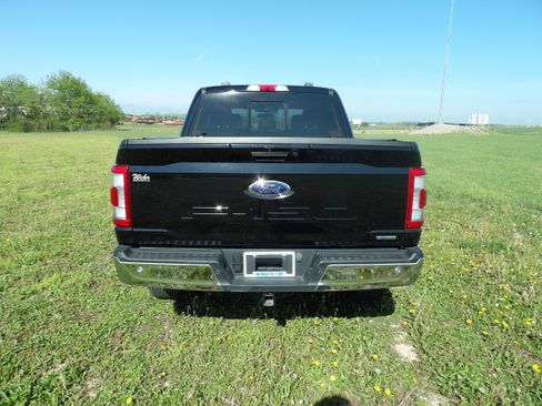 Used 2023 Ford F150 Lariat w/ Equipment Group 502A High AWD/4WD image 7