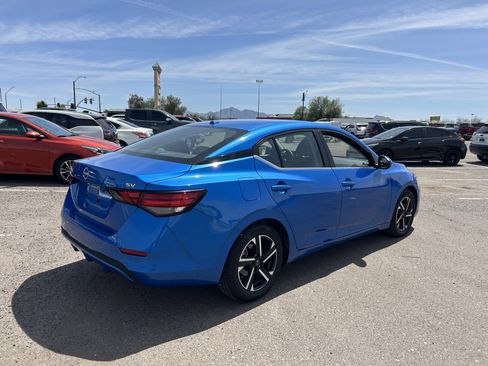 Used 2024 Nissan Sentra SV FWD image 4
