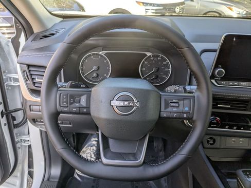 New 2026 Nissan Rogue SV image 15