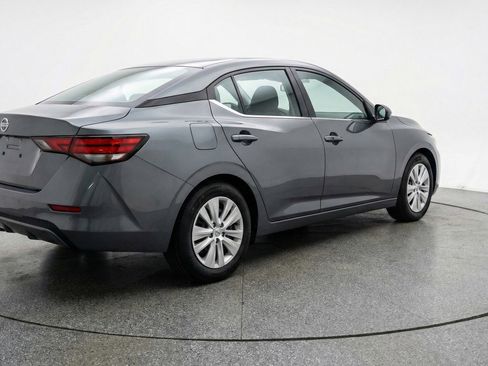 Used 2025 Nissan Sentra S image 7