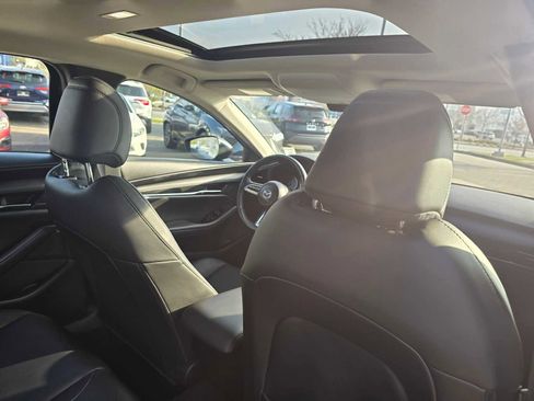 Used 2020 MAZDA MAZDA3 AWD Sedan w/ Select Package image 15