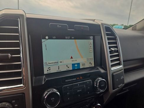 Used 2016 Ford F150 Lariat AWD/4WD image 10