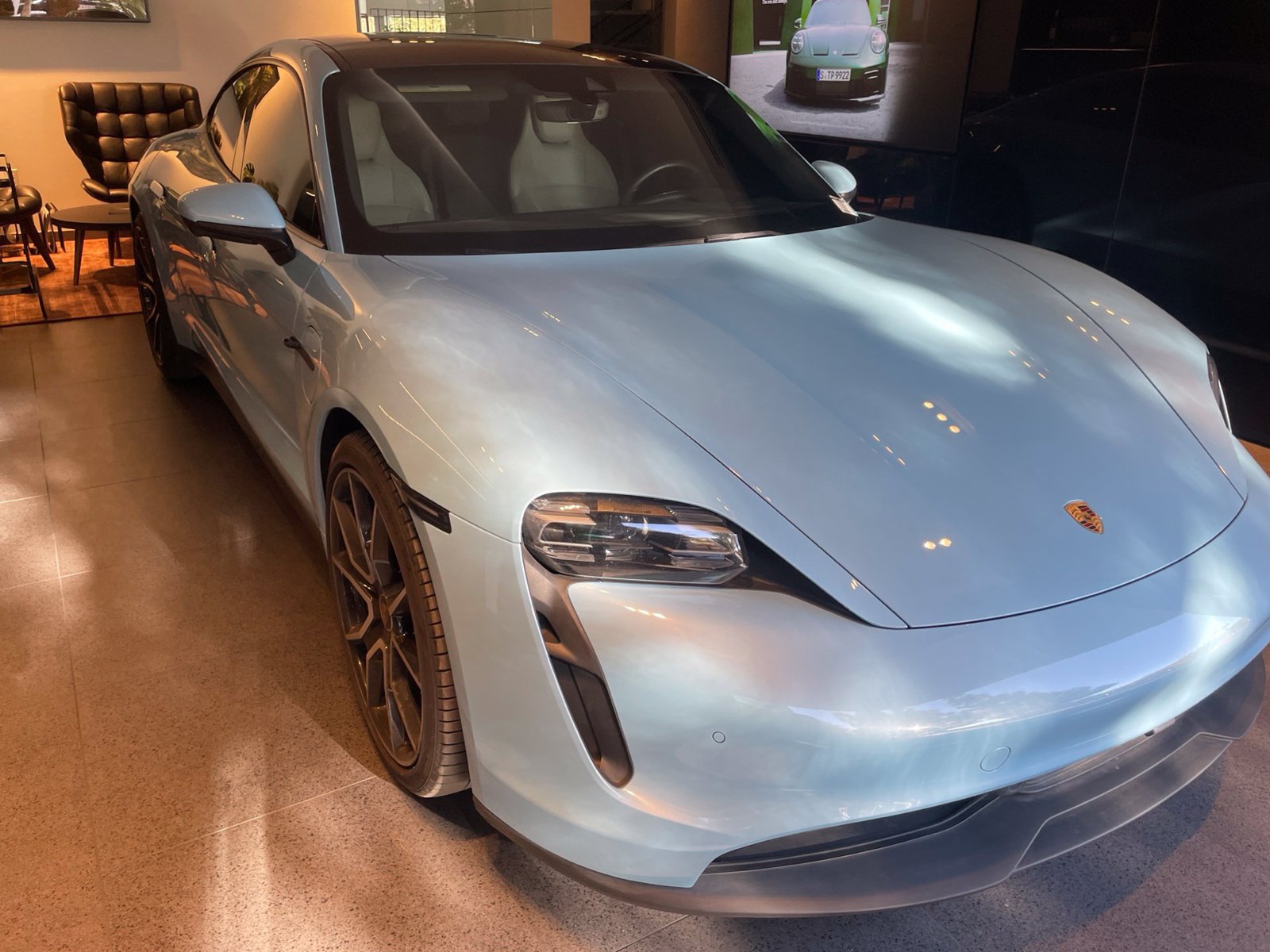 Certified 2024 Porsche Taycan w/ Premium Package RWD image 3