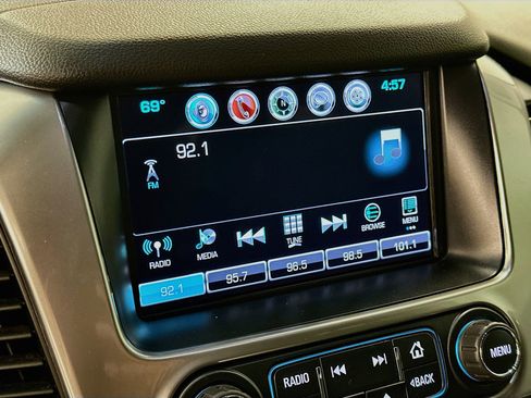 Used 2019 Chevrolet Suburban Premier AWD/4WD image 21