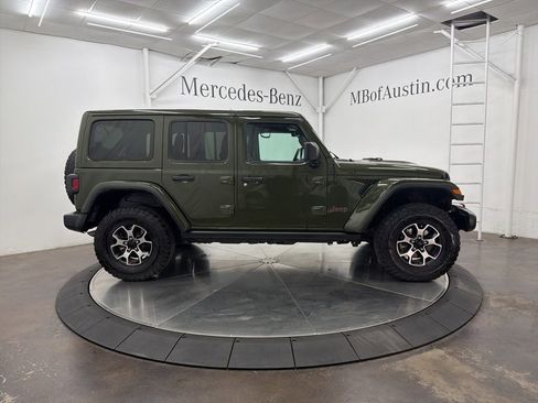 Used 2022 Jeep Wrangler Unlimited Rubicon w/ Cold Weather Group image 8