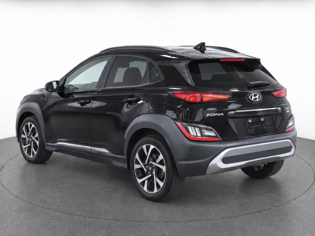 Used 2022 Hyundai Kona Limited AWD/4WD image 3
