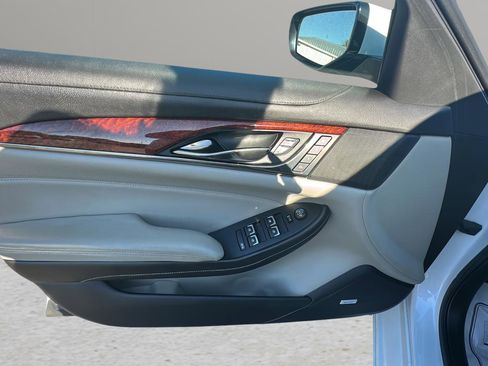 Used 2019 Cadillac CTS Sedan RWD image 18