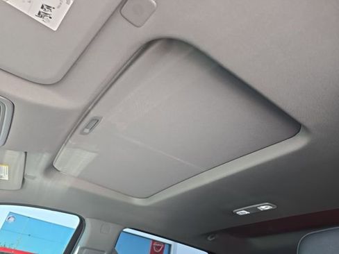 New 2026 GMC Sierra 1500 SLT w/ SLT Premium Package image 19