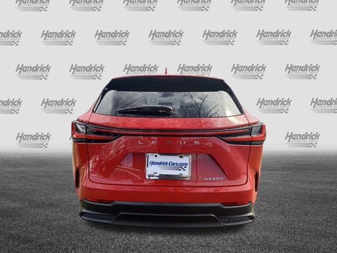 Certified 2025 Lexus NX 250 FWD w/ Towing Package (2000 Lbs) image 9