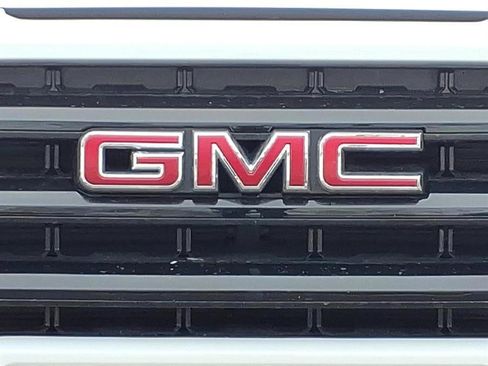 Used 2021 GMC Sierra 1500 Elevation w/ X31 Off-Road Package image 4