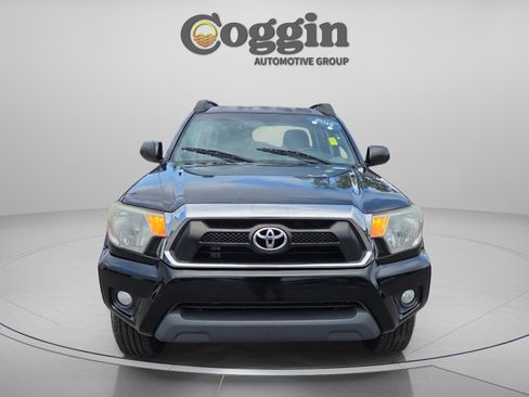 Used 2015 Toyota Tacoma PreRunner w/ SR5 Package RWD image 8