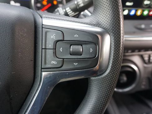 Used 2023 Chevrolet Blazer LT w/ Convenience Package FWD image 8