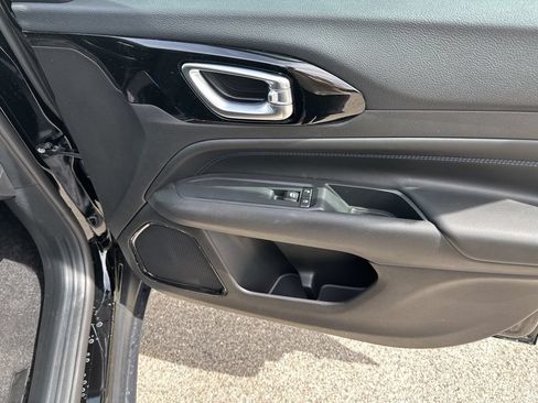 New 2026 Jeep Compass Latitude AWD/4WD image 12