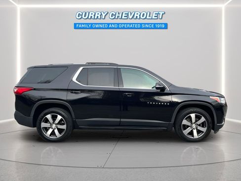 Used 2018 Chevrolet Traverse LT w/ LPO, 'HIT The Road' Package image 14