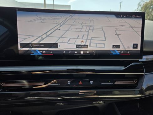 Used 2026 BMW 530i w/ M Sport Package image 22