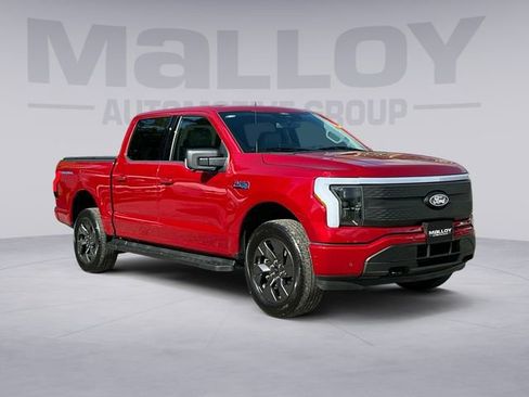 Used 2025 Ford F150 Lightning Flash AWD/4WD image 7