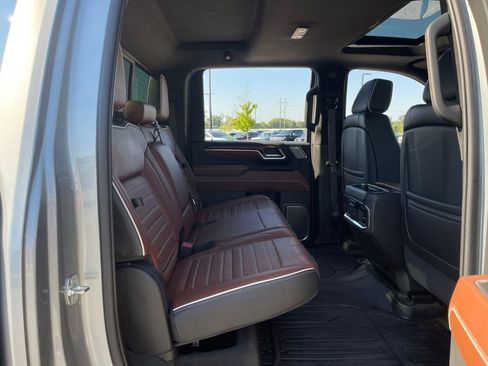 Used 2025 GMC Sierra 2500 Denali Ultimate AWD/4WD image 29
