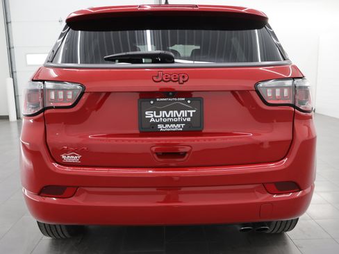 Used 2022 Jeep Compass Limited AWD/4WD image 27