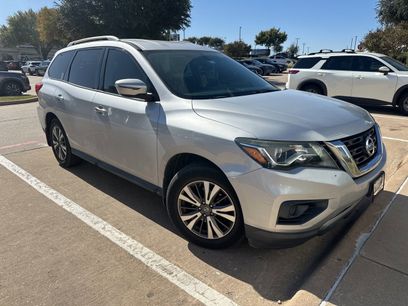 Used 2017 Nissan Pathfinder S