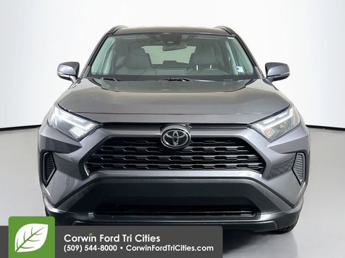 Used 2023 Toyota RAV4 XLE image 4