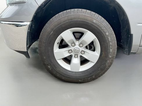 Used 2023 RAM 1500 Classic SLT w/ Trailer & Traction Group AWD/4WD image 31