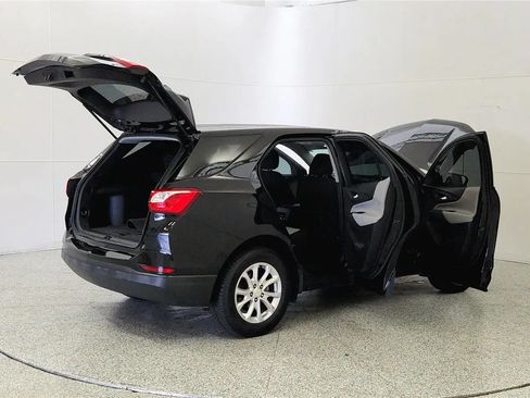 Used 2019 Chevrolet Equinox LS w/ LPO, Blackout Package FWD image 12