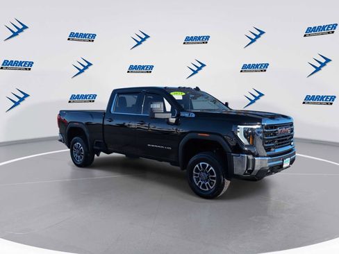 Used 2024 GMC Sierra 2500 SLE w/ SLE Value Package; image 2