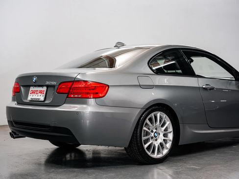 Used 2013 BMW 328i Coupe RWD image 32