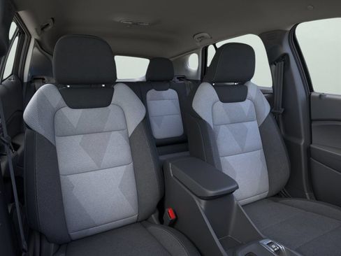 Certified 2026 Chevrolet Trax LS FWD image 16