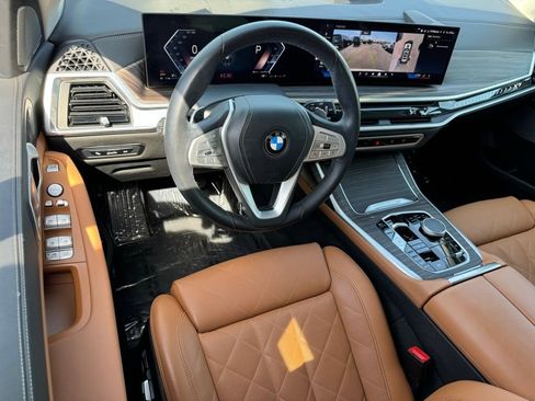 Used 2024 BMW X7 xDrive40i AWD/4WD image 26